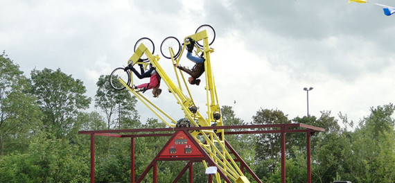 Looping bike (slider)